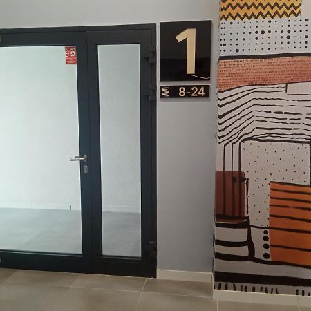 Wroclove Airport Loft 브로츠와프 외부 사진
