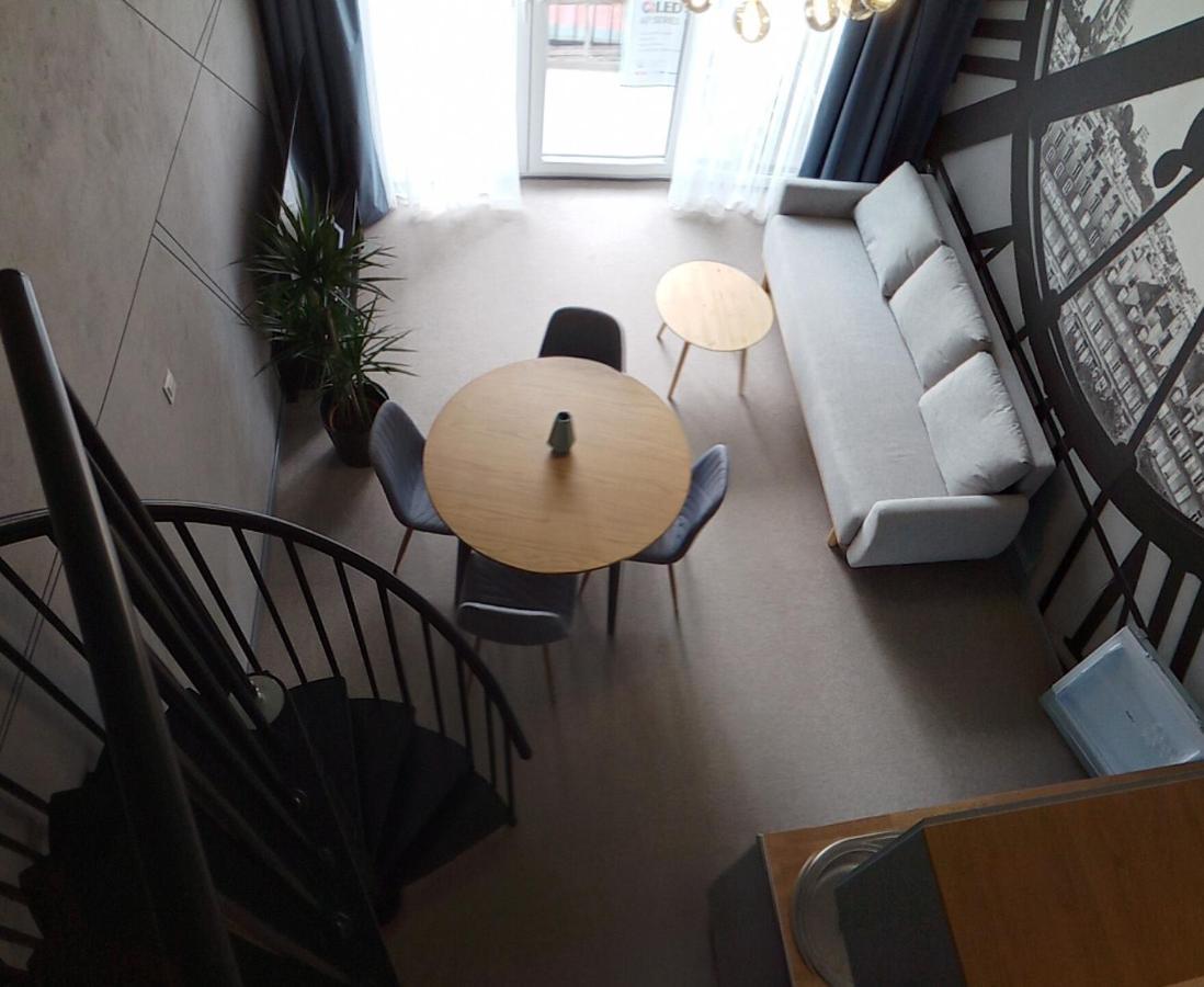Wroclove Airport Loft 브로츠와프 외부 사진