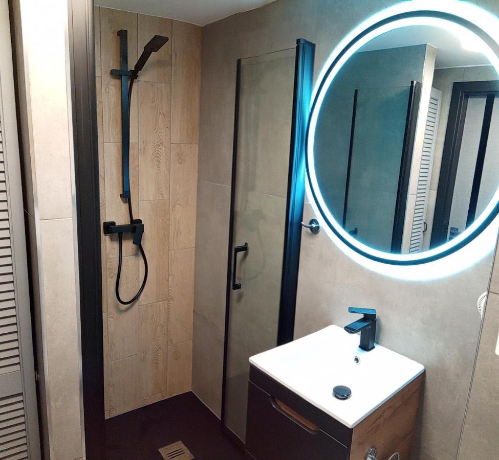 Wroclove Airport Loft 브로츠와프 외부 사진