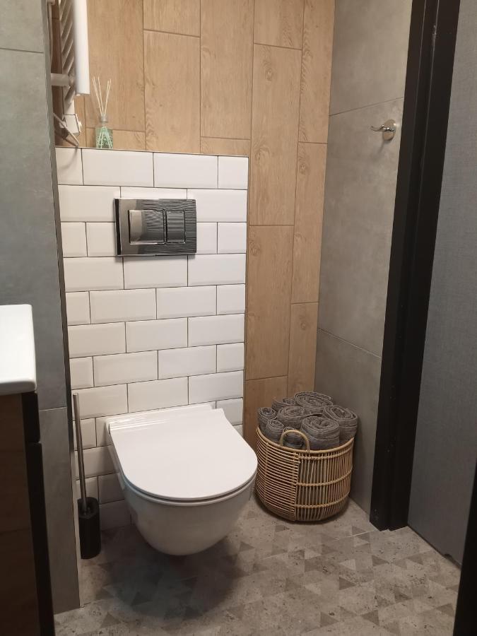 Wroclove Airport Loft 브로츠와프 외부 사진