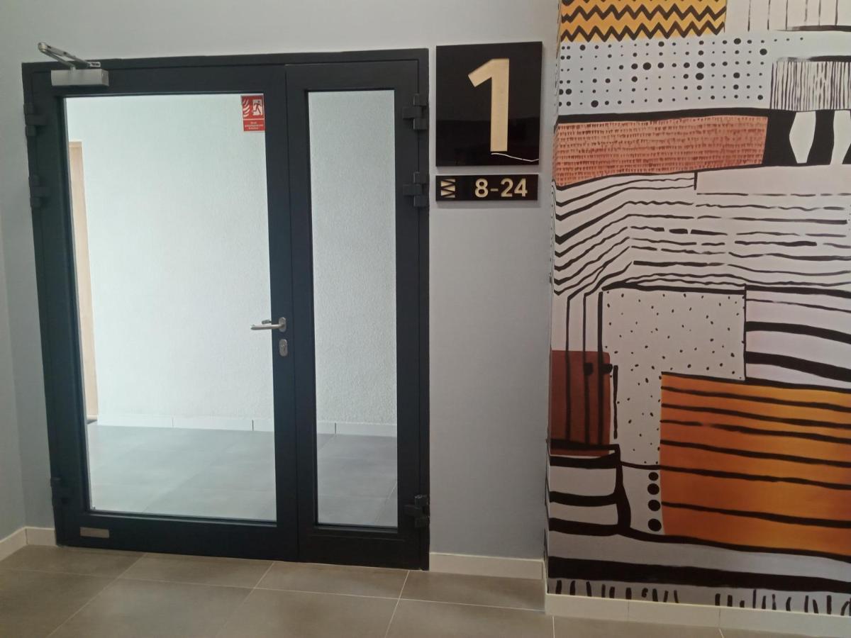 Wroclove Airport Loft 브로츠와프 외부 사진